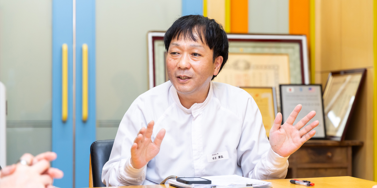 池田食品株式会社　牛木部長